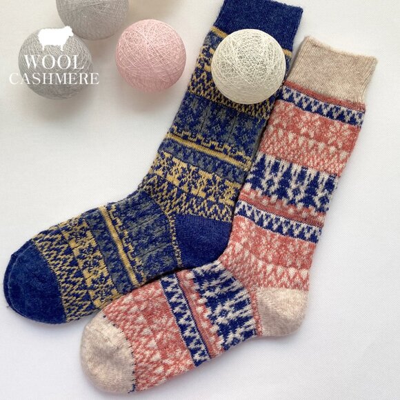 Snowflake Pattern Wool Cashmere Socks - Picture 1 of 8